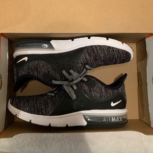 New In Box Nike Odyssey Sneakers